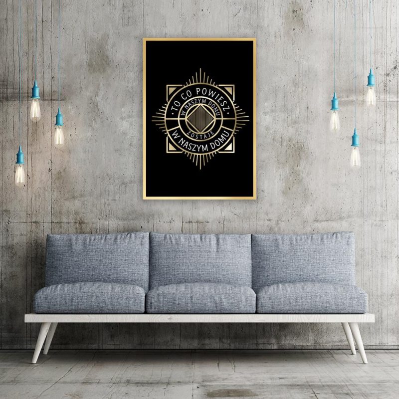 napis w stylu art deco nad kanapą napis w stylu art deco do salonu