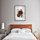 plakat z różami na szarym tle do sypialni