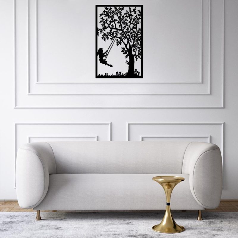 Ażurowa dekoracja ścienna – dziewczynka na huśtawce Ażurowa dekoracja ścienna - dziewczynka na huśtawce