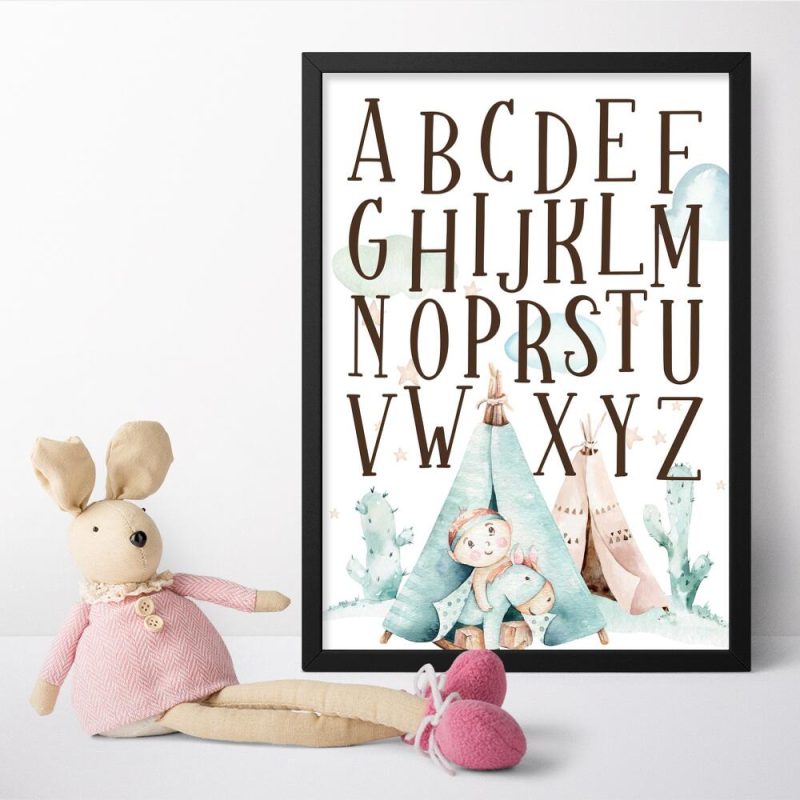 Plakat z alfabetem dla dziewczynki