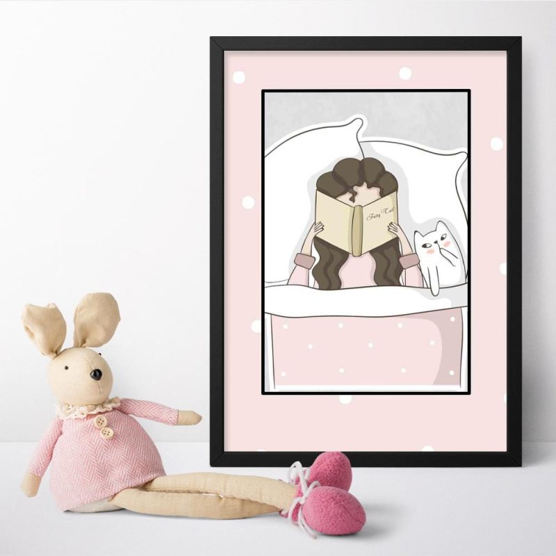 Plakat dla dziecka z czytającą dziewczynką